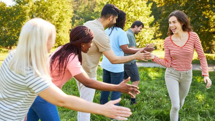 Backyard Fun: Games and Activities for Outdoor Entertaining